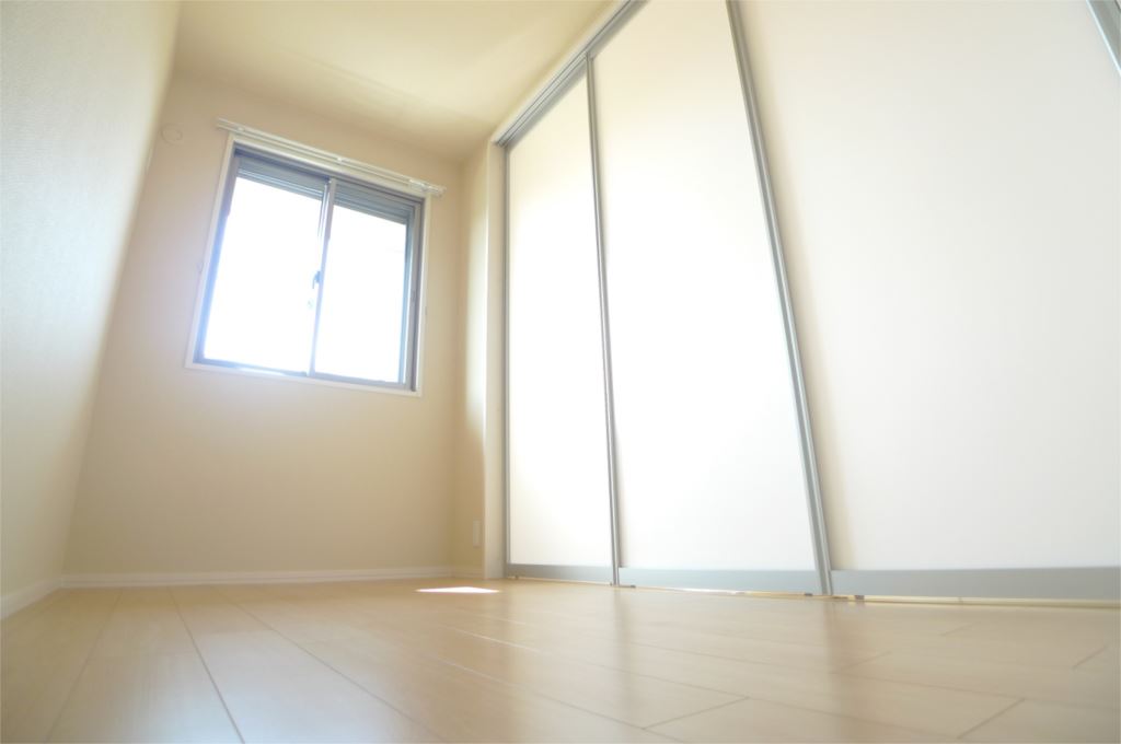 グランソレーユ高砂 ベッドルーム