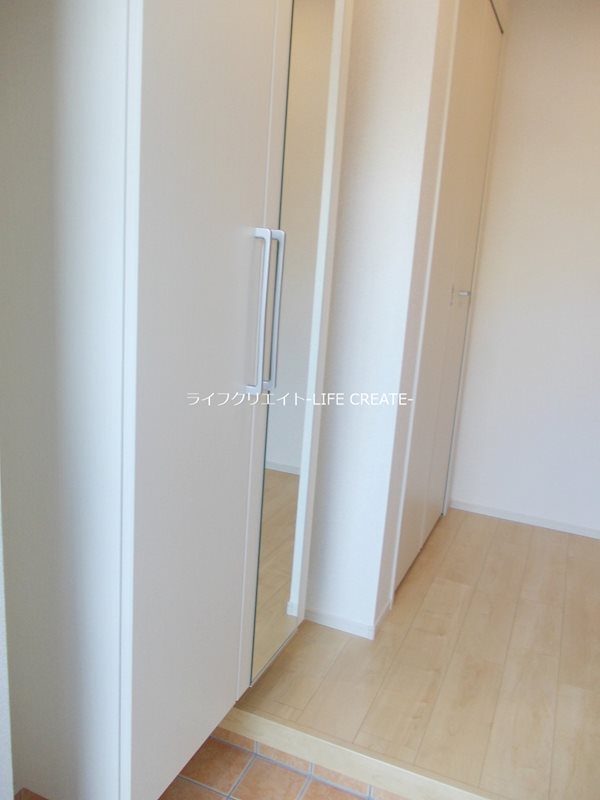 ユートピア 玄関