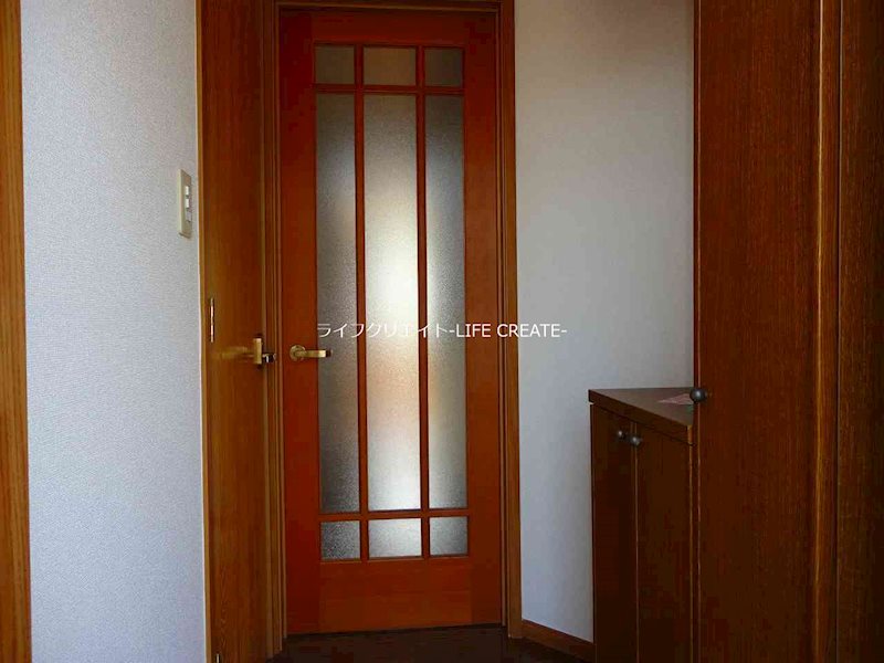 ヴァンヴェールＡ 玄関