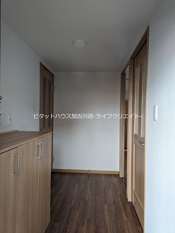 ロワイヤル森田  玄関