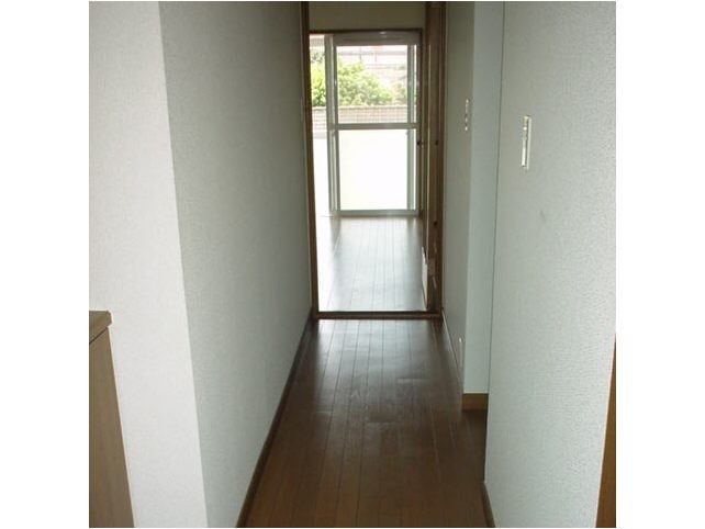 ハイツカリエンテ 玄関