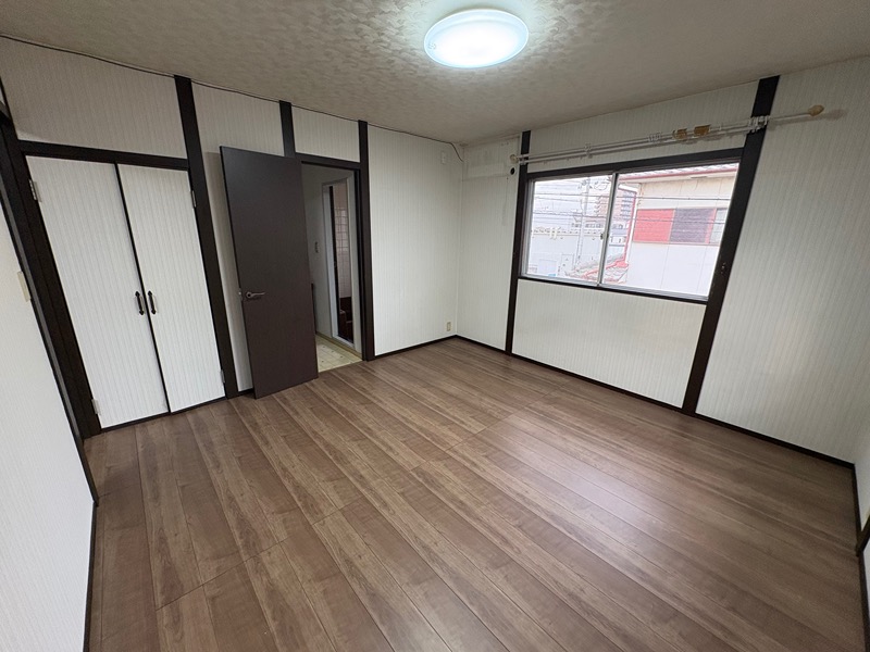 賃貸一戸建　2世帯住宅 ベッドルーム