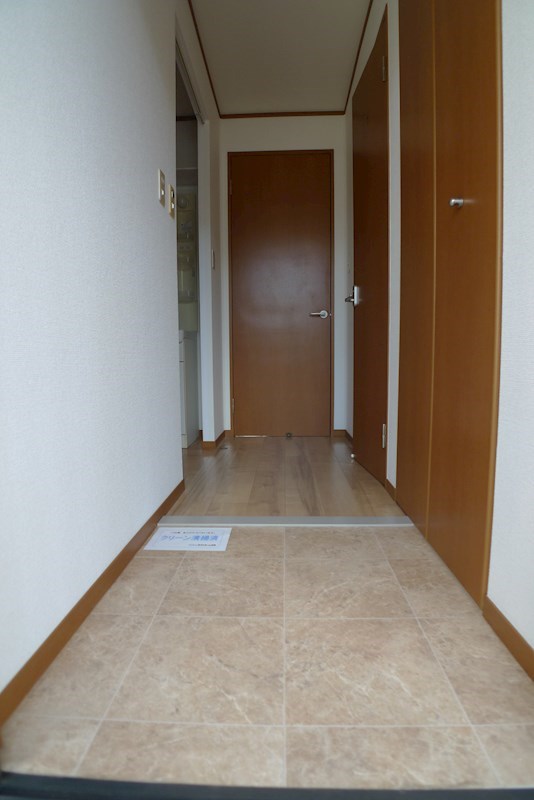 ウェルヴィラ 玄関