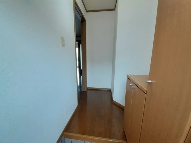 メゾン・ラフィネ 玄関