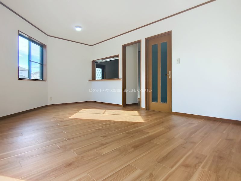 加古川町稲屋中古戸建 リビング