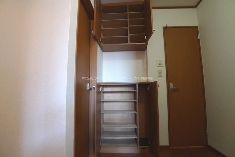 グランベールI 玄関