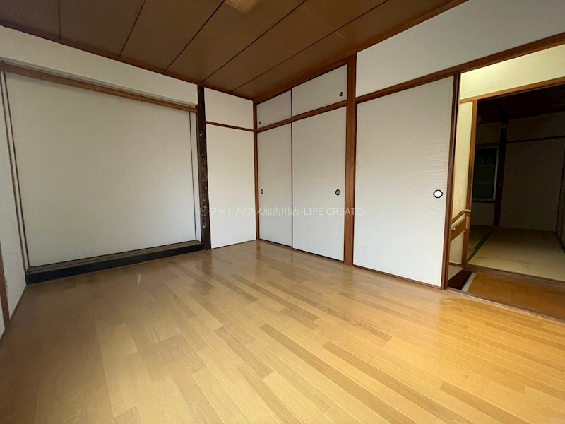 河原貸家 ベッドルーム