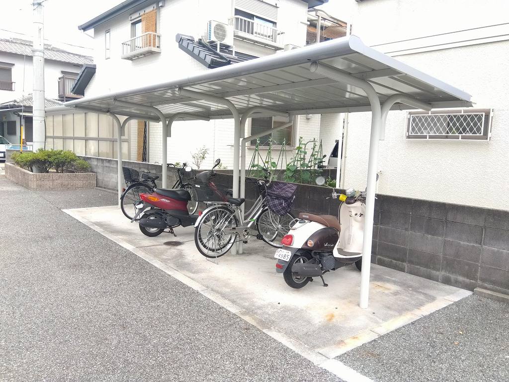 レオパレスＰＡＬＣＯＵＲＴ曹操 その他8