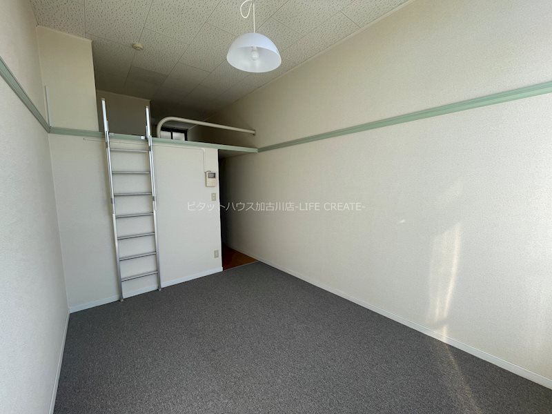 グレイスＳＡＫＡＩ リビング