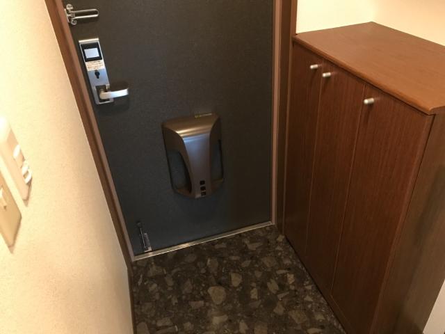 ヴィラコンフォース 玄関