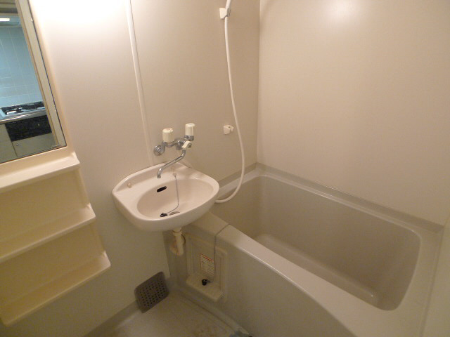 サンロード・スクエア・ショウワ 風呂画像