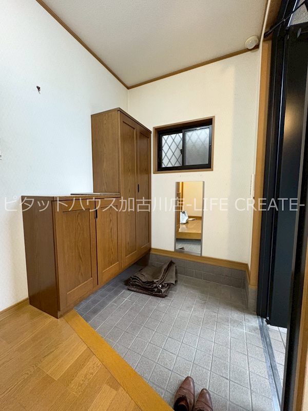 加古川町稲屋戸建て 玄関