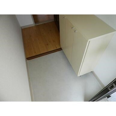 ストーク 玄関