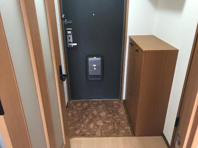 アビタシオン 玄関