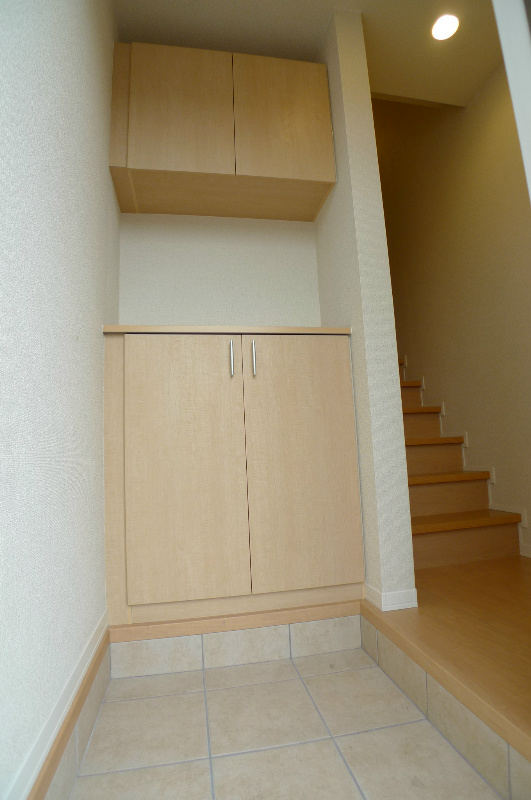 ルシール加古川 玄関