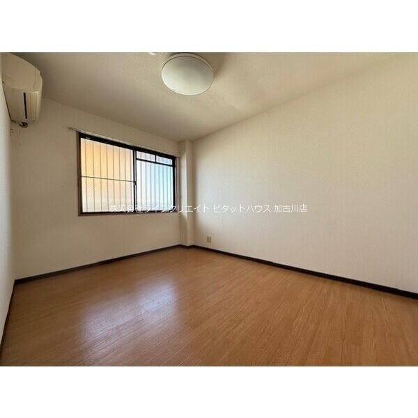 グランドハイツ東加古川 ベッドルーム