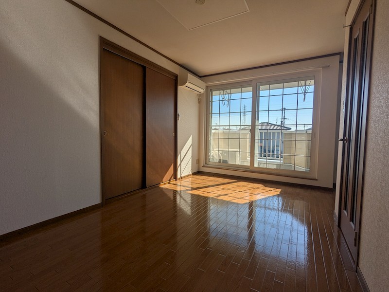 トゥー・ル・モンドＳ　Ｂ棟 リビング