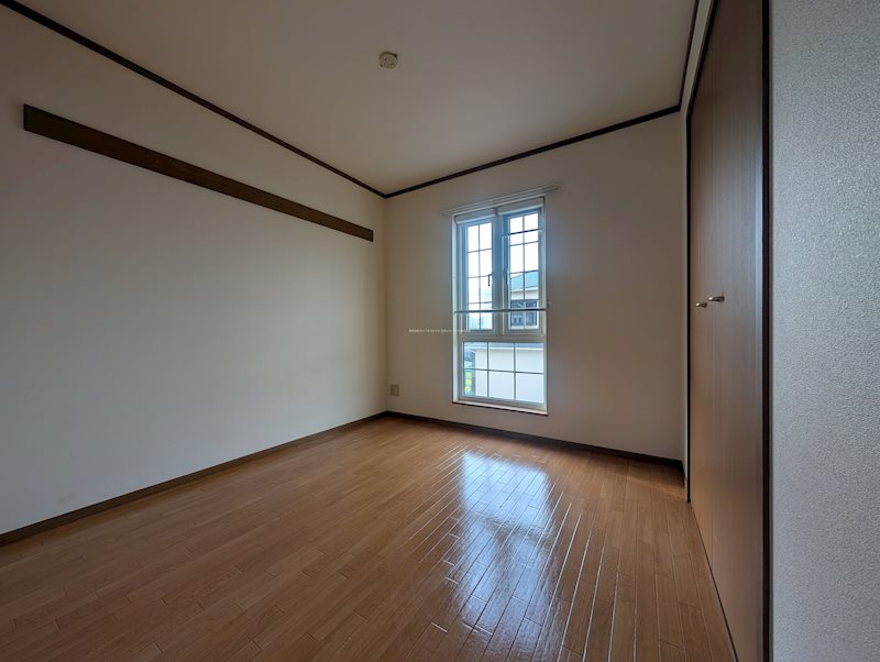 トゥー・ル・モンドＳ　Ｂ棟 ベッドルーム