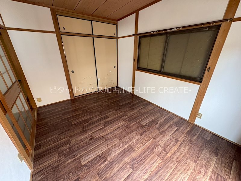 加古川市平岡町二俣戸建 ベッドルーム