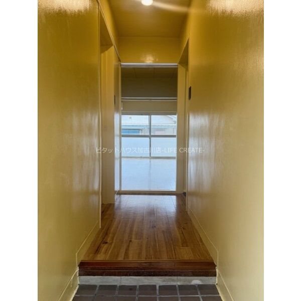 エクリート中町 玄関