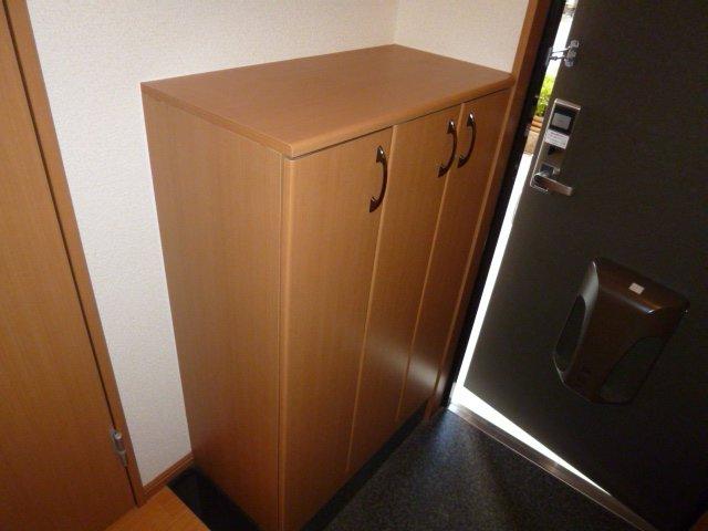 コンフォース大開 玄関
