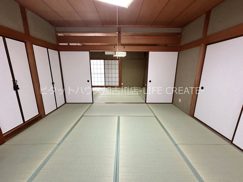高砂市米田町塩市　戸建 ベッドルーム