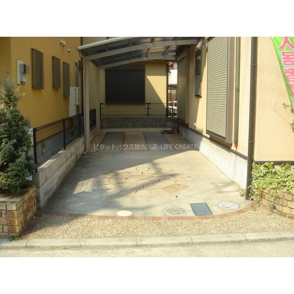 加古川市平岡町高畑　貸家 玄関