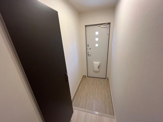 ジェダイト 玄関
