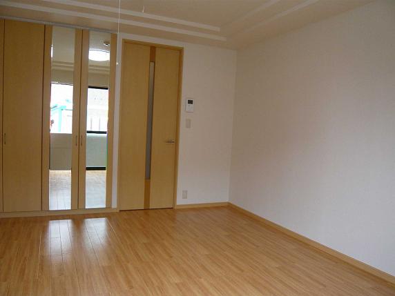 小野ロイヤルハイツ リビング