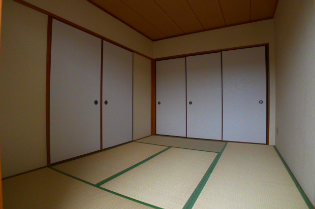 キャッスルコートイワキ ベッドルーム