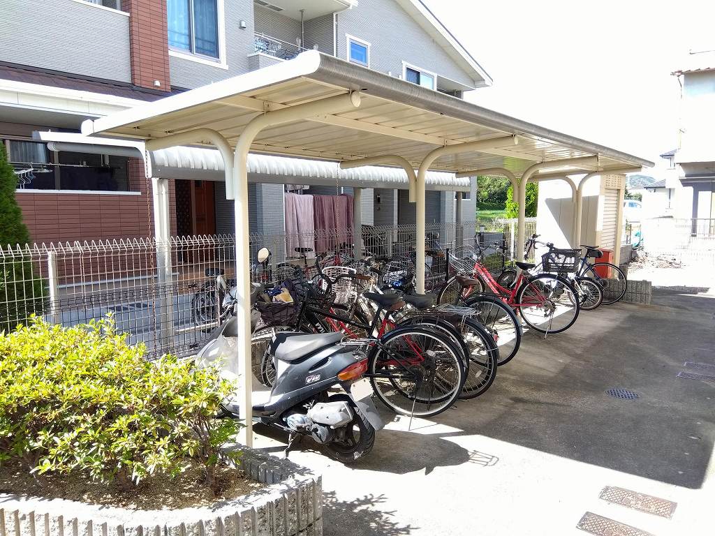 レオパレスＷＥＳＴ米田 その他7