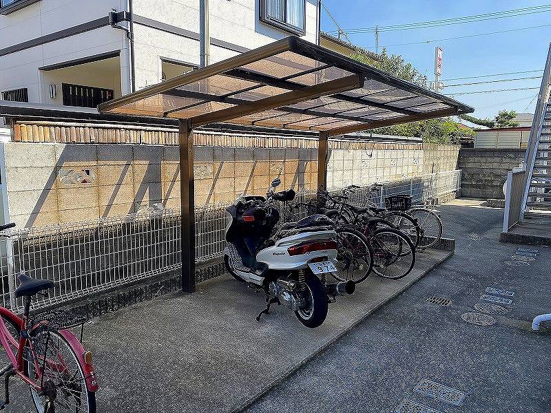 レオパレスＫＡＫＵＲＩＮ その他3