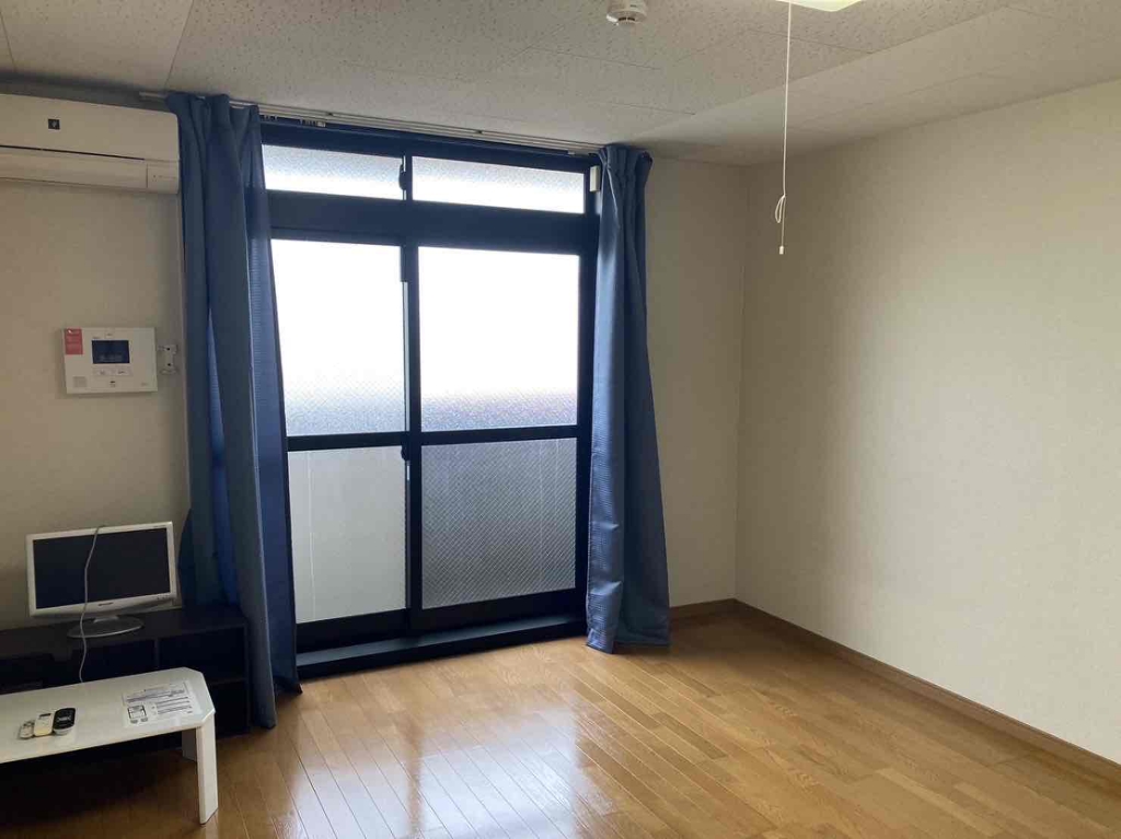 レオパレスソアレ リビング