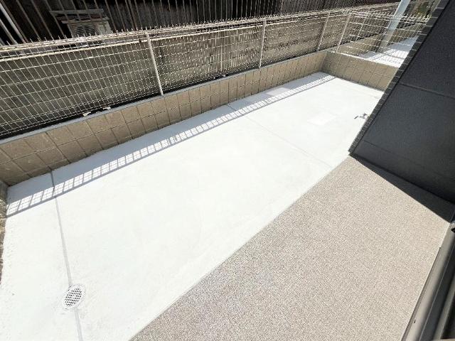 高砂市中島1丁目新築アパート ベランダ