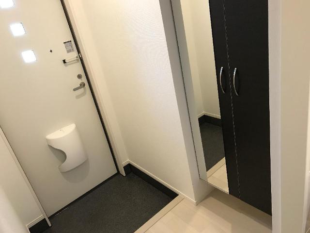 プレミアコートＭ 玄関