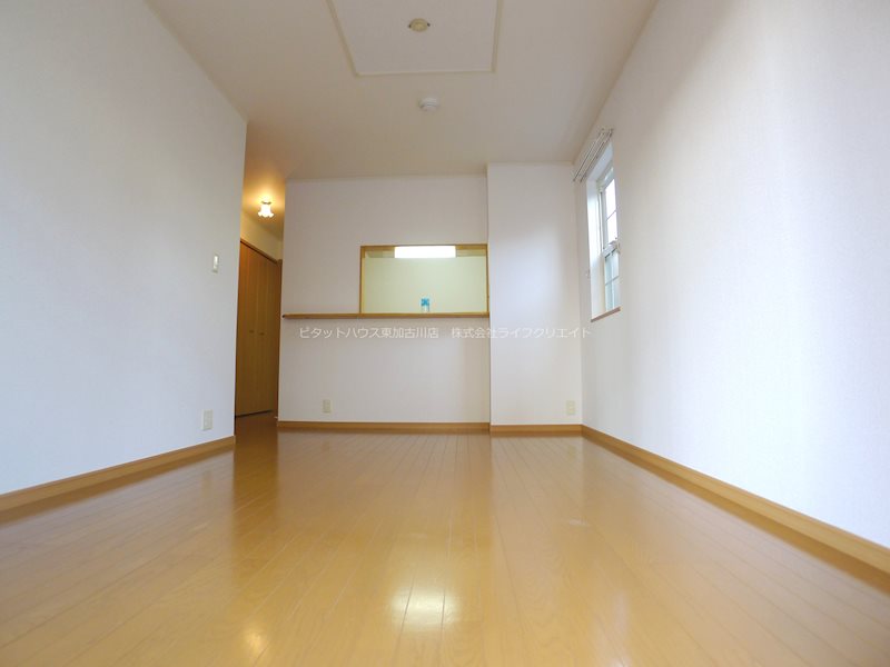 アン・ソレイエ・ジャルダン リビング