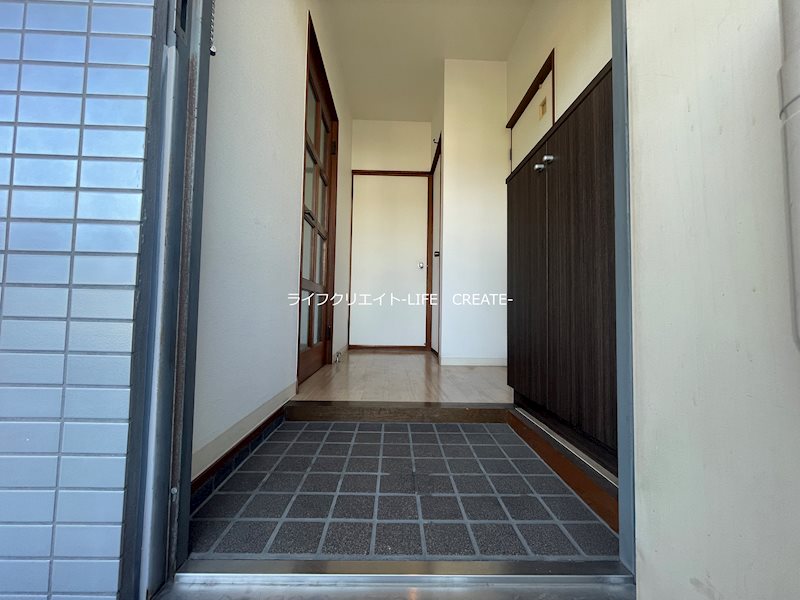 ハイライフ高砂 玄関