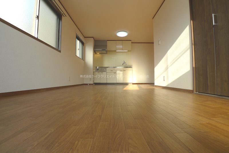 エーデル宝殿 リビング