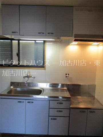 ロイヤルサハホリ キッチン