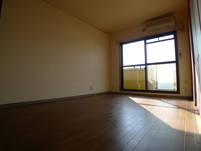 ガーデンプレイス望理郷 リビング