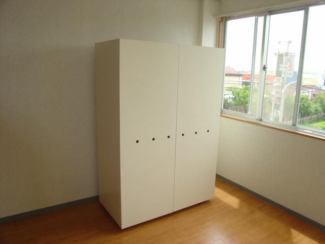 ソレイユ平野 玄関