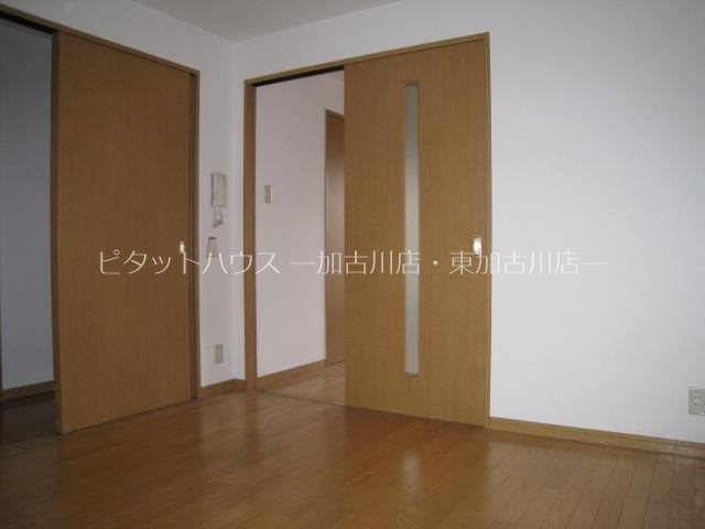 ロイヤルサハホリ リビング