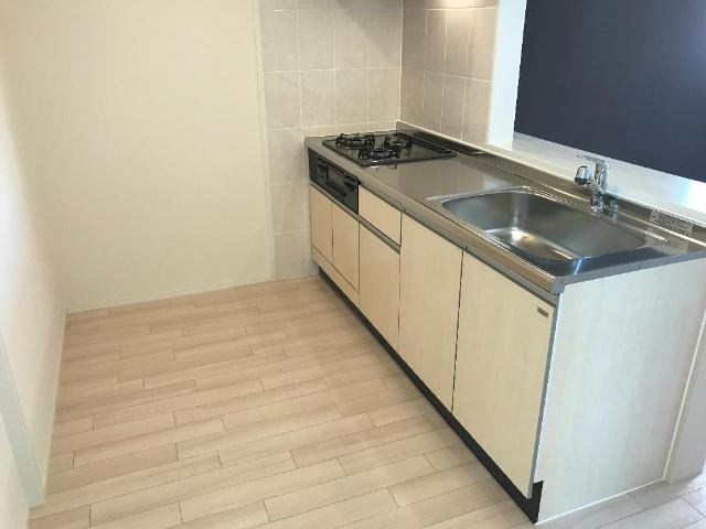 リシアンサス　 キッチン