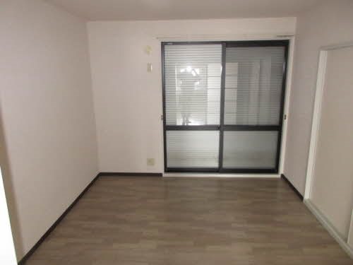 サンシャインハイツ梅井Ⅱ リビング