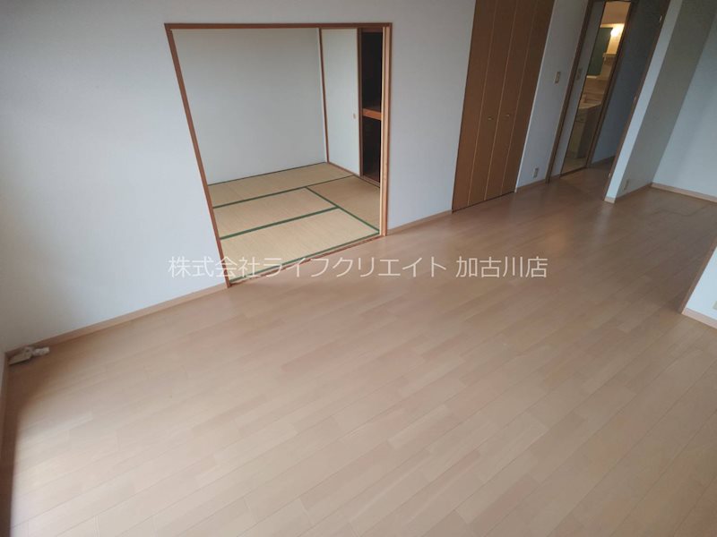 レジデンス・ドゥ・ミル・ドゥ リビング