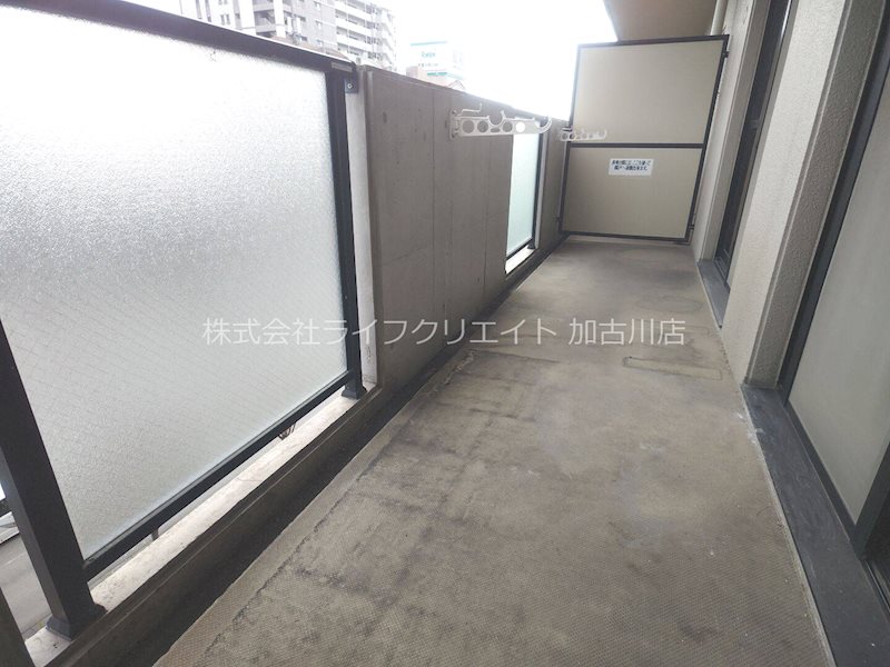 レジデンス・ドゥ・ミル・ドゥ ベランダ