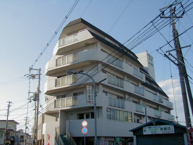 ロイヤルコーポ高砂 外観写真