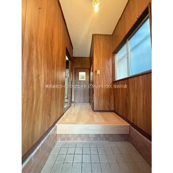 新在家戸建 玄関