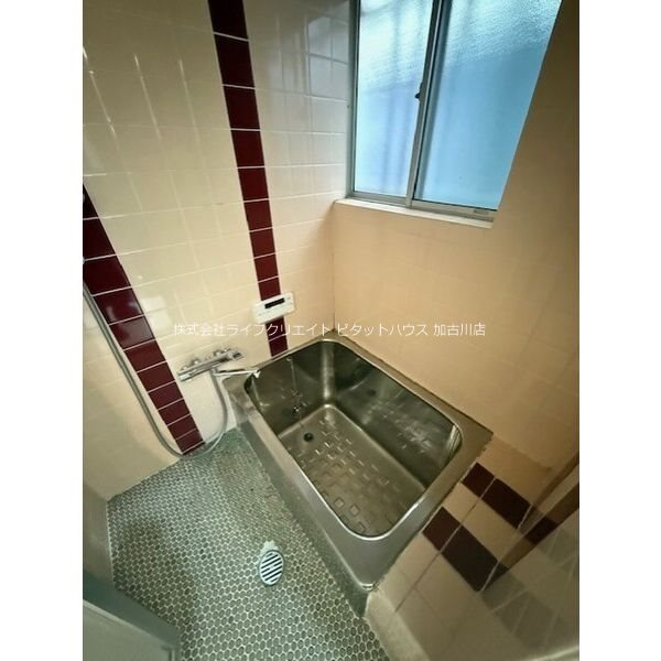 新在家戸建 風呂画像