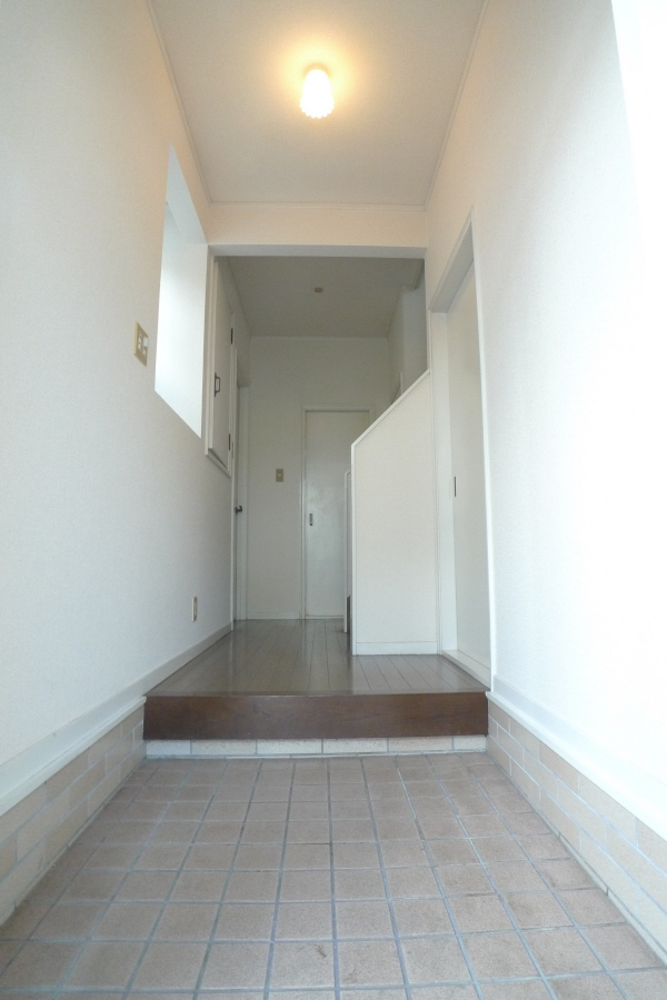 ロレ－ヌハイツ加古川美乃利 玄関